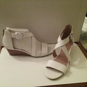 White Lucky Brand Leather Sandals